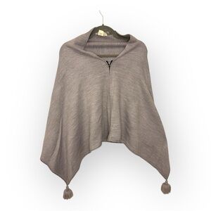 Madison 88 Gray Knit Tassel Trim Poncho Cape Wrap Bohemian Chic Cozy One Size